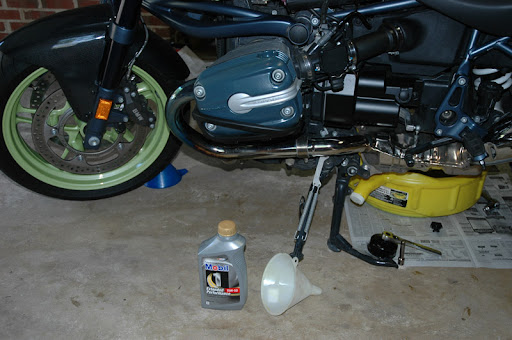 Pictorial: Engine, Transmission, and Final Drive Oil Change - BMW ...